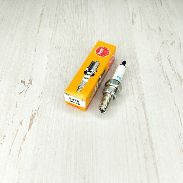 Изображение Свеча зажигания NGK CR8EK (3478)