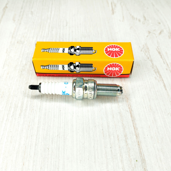 Изображение Свеча зажигания NGK CR8EK (3478)