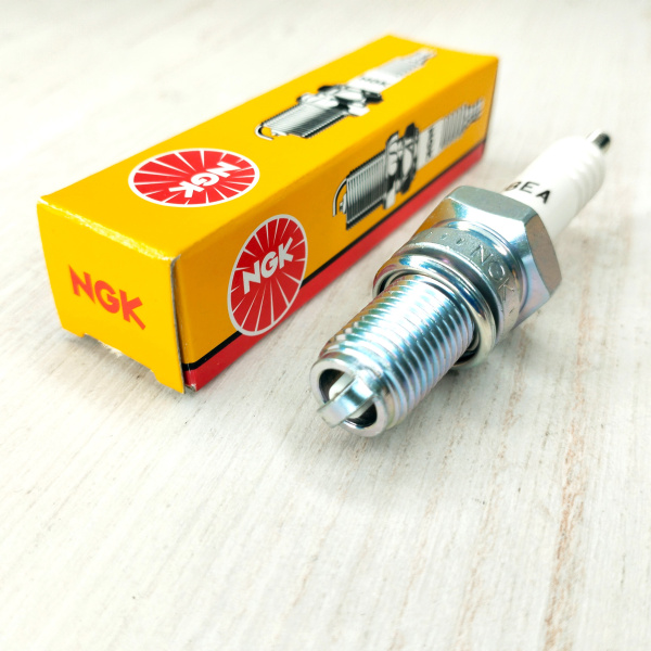Изображение Свеча зажигания NGK D8EA (2120)