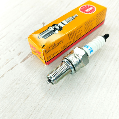 Изображение Свеча зажигания NGK CR7E (4578)