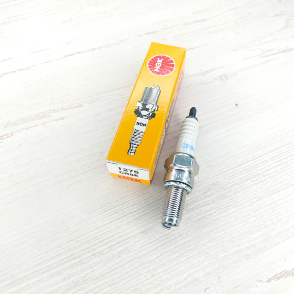 Изображение Свеча зажигания NGK CR8E (1275)